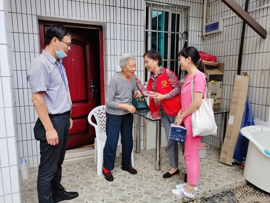 敬老爱老 爱在重阳--苏州市盐城商会举办重阳节活动