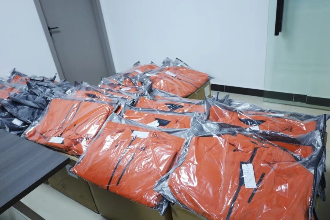 心系会员 情暖同行——苏州市盐城商会发放新年福利